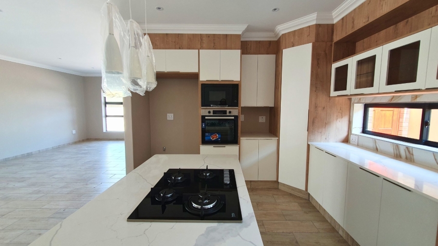 2 Bedroom Property for Sale in Dana Bay Western Cape